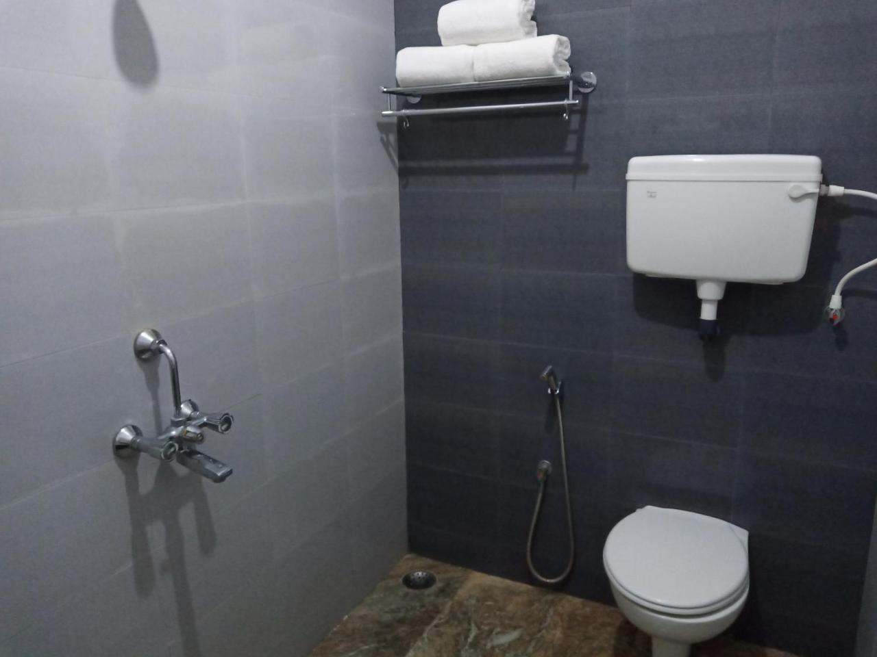 Hotel Victoriyah Thanjavur Dış mekan fotoğraf
