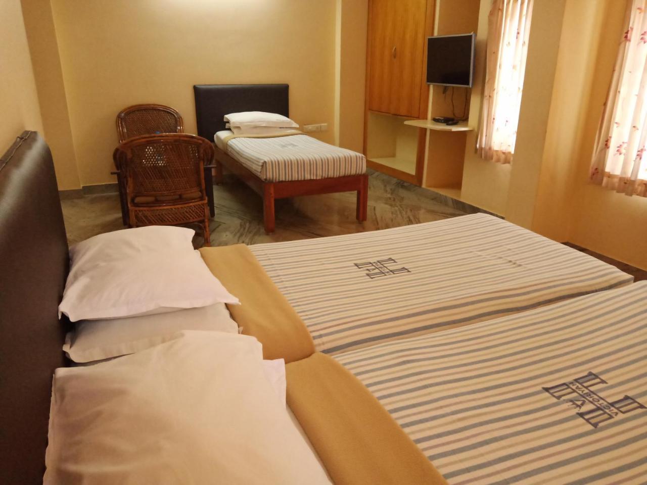 Hotel Victoriyah Thanjavur Dış mekan fotoğraf